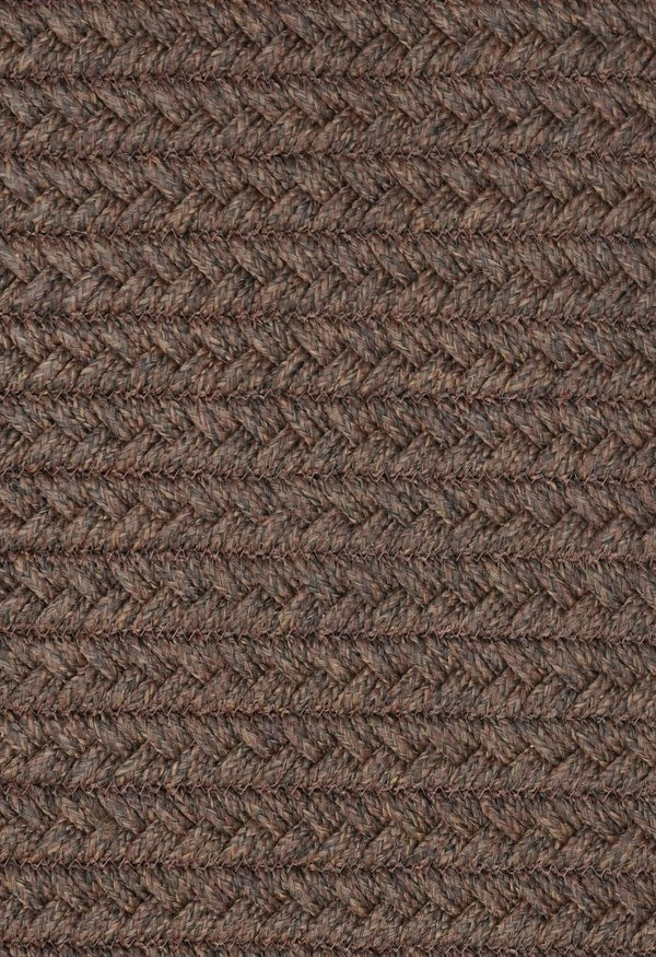 By Carmont Aman runner in Coffee, close view of the braided texture